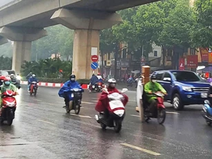 Dự báo thời tiết ngày 15/11/2022: Hà Nội nhiều mây, có mưa vài nơi