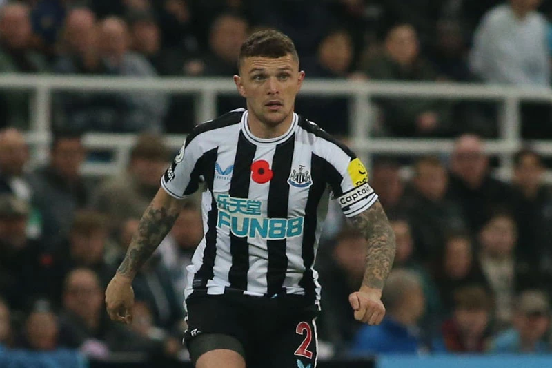 Hậu vệ phải: Kieran Trippier (Newcastle).