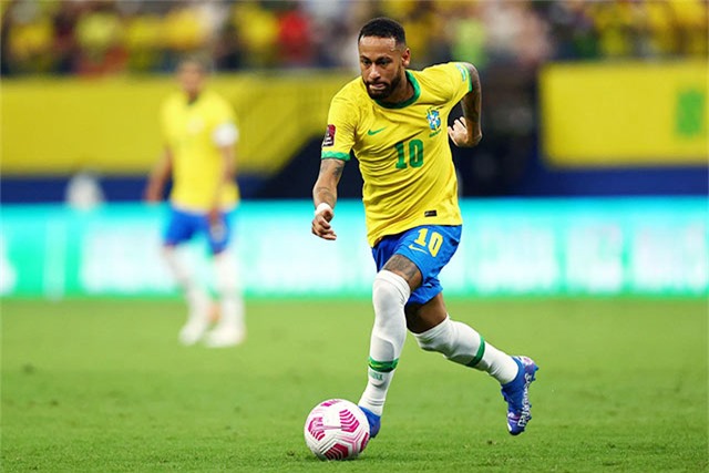 Ở tuổi 30, Neymar đã chơi 121 trận cho ĐT Brazil và ghi được 75 bàn