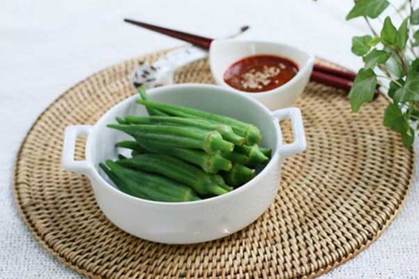 Làm theo cách này, món đậu bắp dù xào hay luộc đều xanh mướt lại không bị nhớt