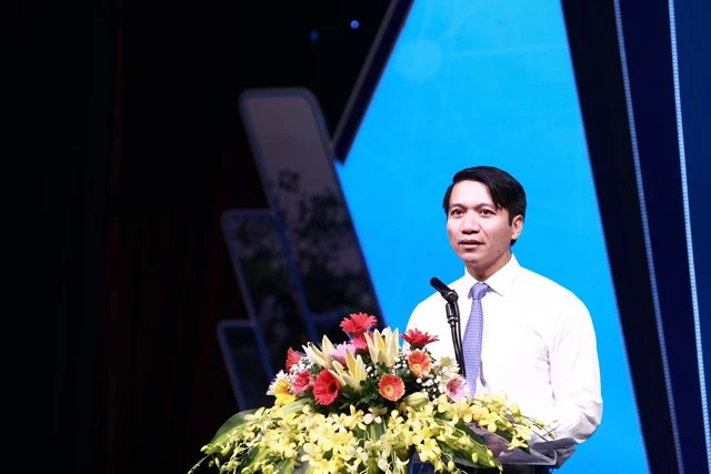Anh Nguyễn Ngọc Lương phát biểu tại chương trình. 