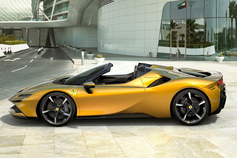 Top 10 xe mui trần đắt nhất trên thị trường năm 2022: Ferrari SF90 Spider đầu bảng