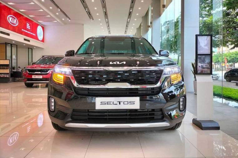 Kia Việt Nam điều chỉnh tăng giá bán hàng loạt ô tô