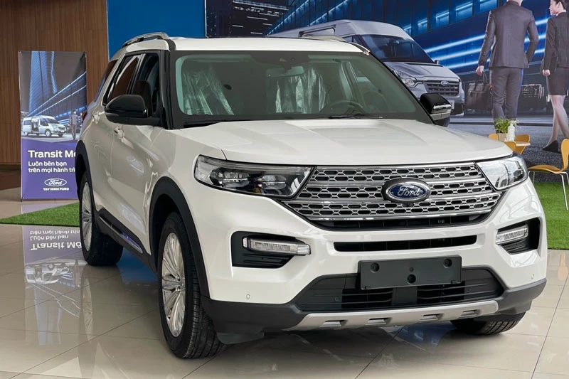 =6. Ford Explorer (doanh số: 46 chiếc). Ảnh: Bến Thành Ford.