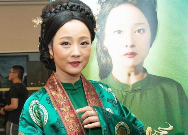 Nhan sắc hiện tại của người đàn bà có đôi mắt đẹp nhất showbiz thập niên 90