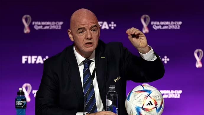 Chủ tịch FIFA bảo vệ lệnh cấm bán bia ở World Cup 2022