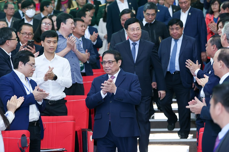Thủ tướng Phạm Minh Chính, Phó Thủ tướng Thường trực Phạm Bình Minh và đại biểu đến dự Hội nghị. (Ảnh: VGP/Nhật Bắc)