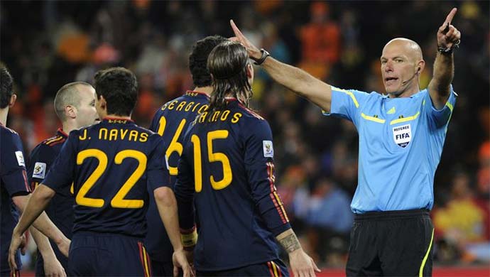 Trọng tài kiếm được bao nhiêu tiền ở World Cup 2022?