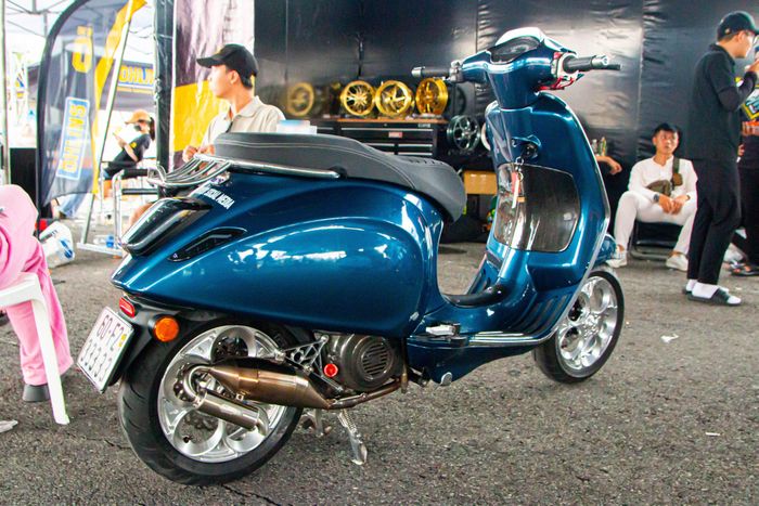 Chủ xe chi 700 triệu đồng để nâng cấp Vespa Sprint