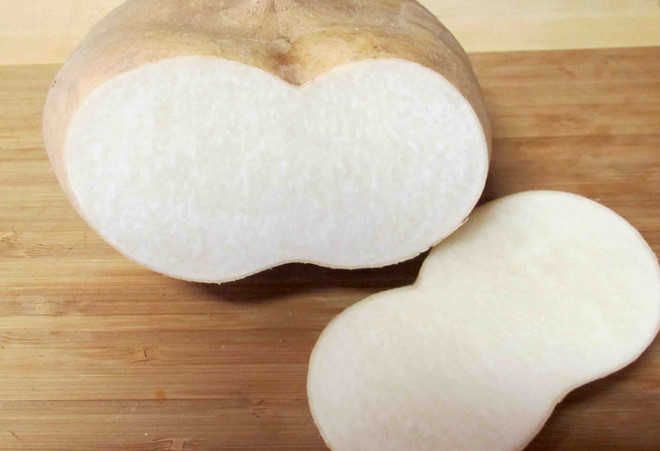 Da đẹp, dáng xinh chỉ bằng cách sử dụng củ đậu