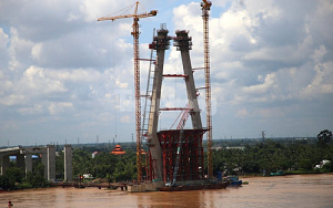 Tai nạn lao động trên công trình cầu Mỹ Thuận 2 khiến 1 công nhân tử vong