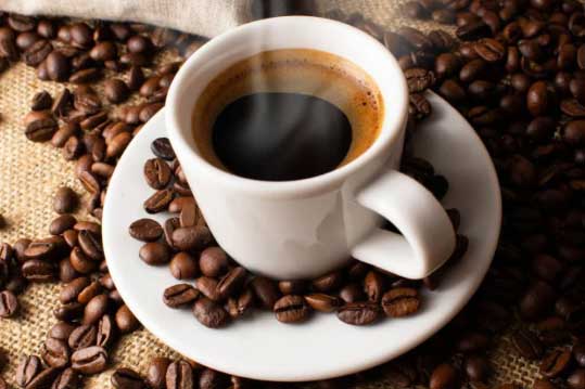4 sai lầm khi uống cà phê gây hại sức khỏe, nhất là điều thứ 3