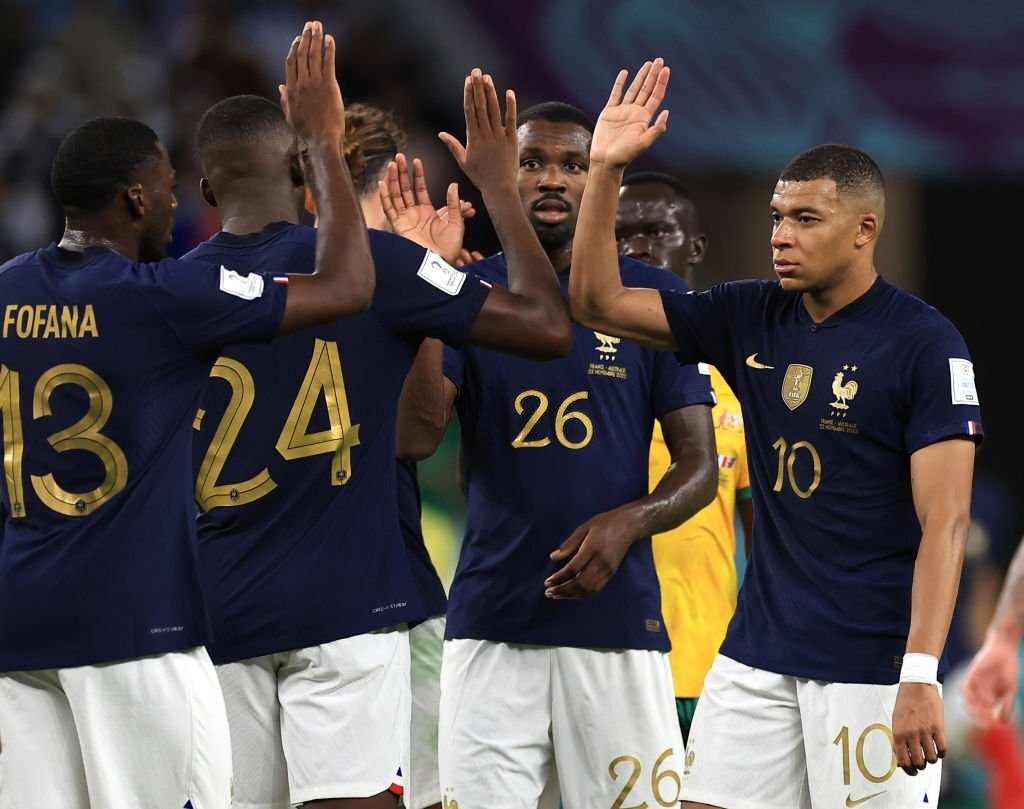 Thắng ngược Australia 4-1, Pháp thị uy sức mạnh nhà vô địch