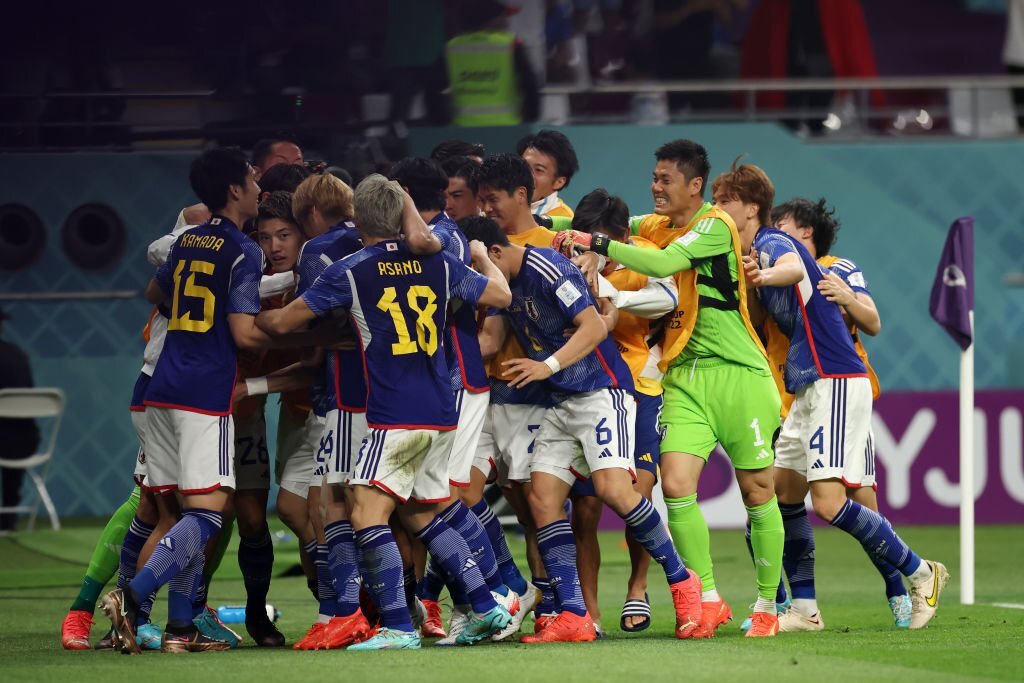 8 phút điên rồ, Nhật Bản tạo đại địa chấn trước Đức