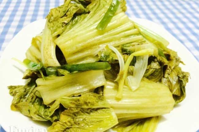 Tủ lạnh nhà ai cũng hay có 4 món này, vứt bỏ càng sớm càng tốt để tránh nguy cơ K tuyến giáp