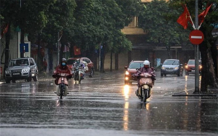 Dự báo thời tiết ngày 24/11/2022: Hà Nội có mưa rào, trời lạnh