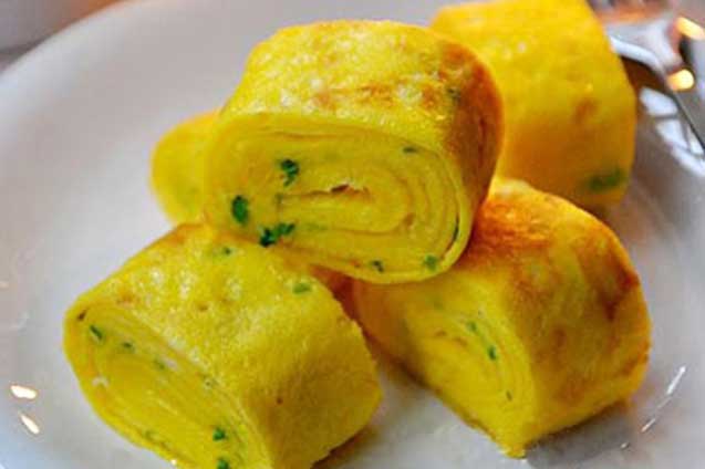 Rán trứng đừng cho nước mắm: Thêm thứ này trứng mềm xốp, không chai cứng, thơm ngon đậm vị