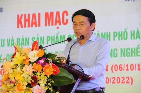Phó Giám đốc Sở NN&PTNT TP Hà Nội Nguyễn Ngọc Sơn phát biểu tại biểu lễ.