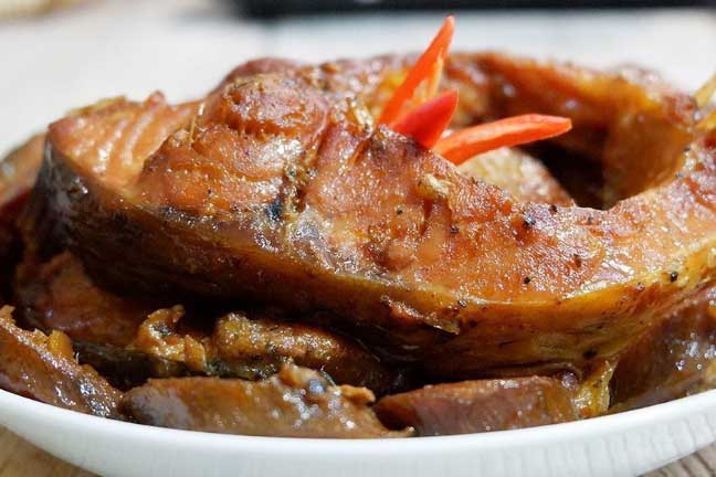 5 bí kíp gia truyền cần nhớ khi kho cá, đảm bảo cá chắc thịt, nhừ xương và hao cơm ngày trở lạnh