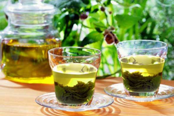 Nếu ngày nào bạn cũng uống 1 ly trà xanh điều gì sẽ xảy ra với cơ thể?