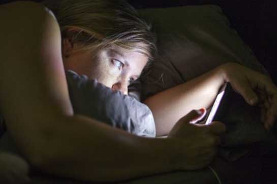 Buổi tối mắc phải thói quen làm giảm cả 15 năm tuổi thọ, thường xuyên ốm đau bệnh tật quá nhiều người mắc