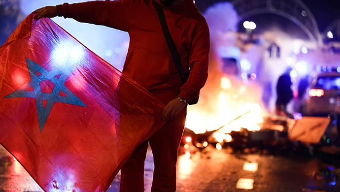 Bạo loạn ở Bỉ, đập phá, đốt xe... sau chiến thắng sốc của Morocco