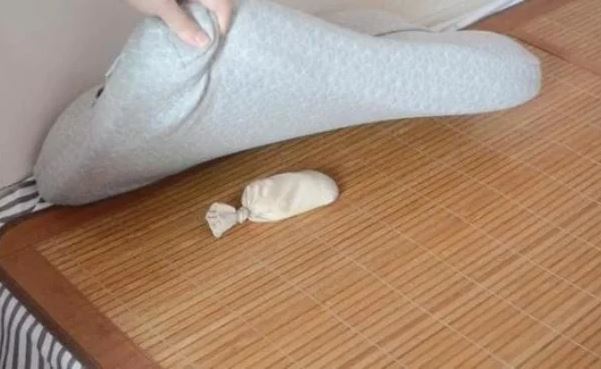 Đặt 1 nắm gạo dưới gối: Công dụng tuyệt vời, ai cũng muốn học theo