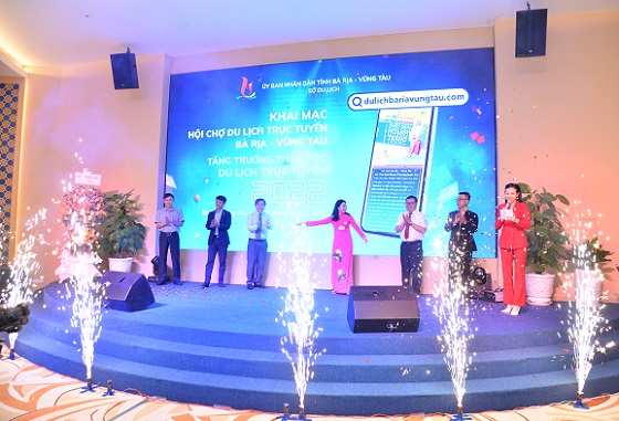 Hỗ trợ doanh nghiệp tiếp cận khách du lịch qua sàn thương mại điện tử 