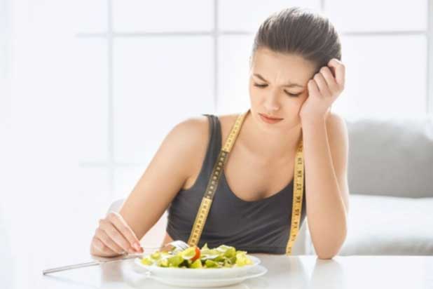 4 nguyên tắc ăn uống khi giảm cân giúp giải tỏa việc ăn kiêng khắt khe khiến bạn đau đầu mỗi ngày