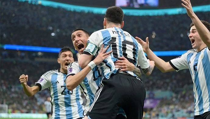 Khởi đầu chậm, điểm nhận dạng của các nhà vô địch World Cup