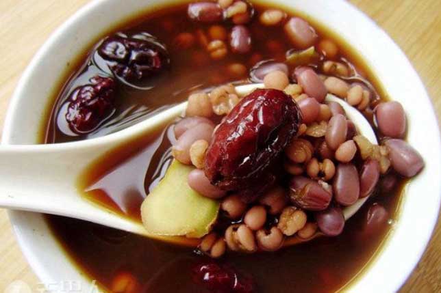 Đậu phộng nấu chung với thứ này: Da hồng hào, hạ huyết áp, giúp sáng mắt và bảo vệ tim