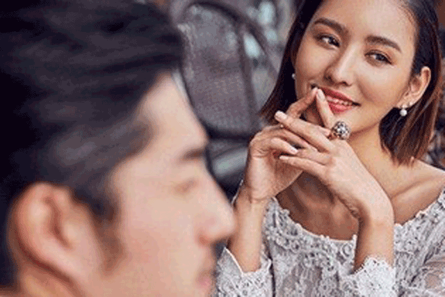 Sự thật cay đắng về mối tình của sếp bà trẻ trung, sành điệu và cậu trợ lý 'chuẩn men'