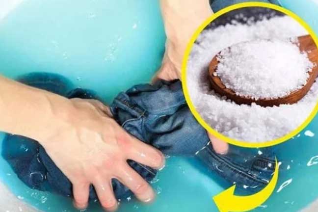 Giặt quần áo cho thêm nắm muối: Có lợi ích tuyệt vời, ai cũng muốn học theo