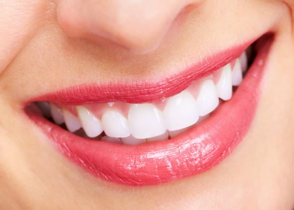 1 nhúm đường 3 công thức 'biến' môi thâm thành môi hồng