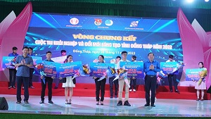 Đồng Tháp: Lạp xưởng làm từ cá lóc đạt giải nhất cuộc thi Khởi nghiệp và Đổi mới sáng tạo

