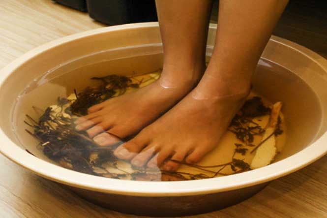 Ngâm chân với loại nước này trước khi đi ngủ: Khí huyết lưu thông, ngủ ngon, ngừa bệnh tật