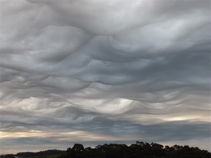 10 kiểu mây hiếm thấy nhất thế giới khiến người xem sửng sốt - Ảnh 8.