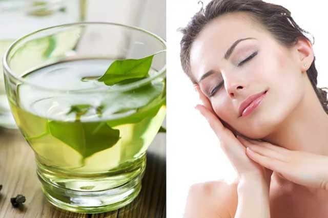 2 công thức làm xịt khoáng dưỡng da từ nước trà giúp dưỡng ẩm, mịn da ngày Đông