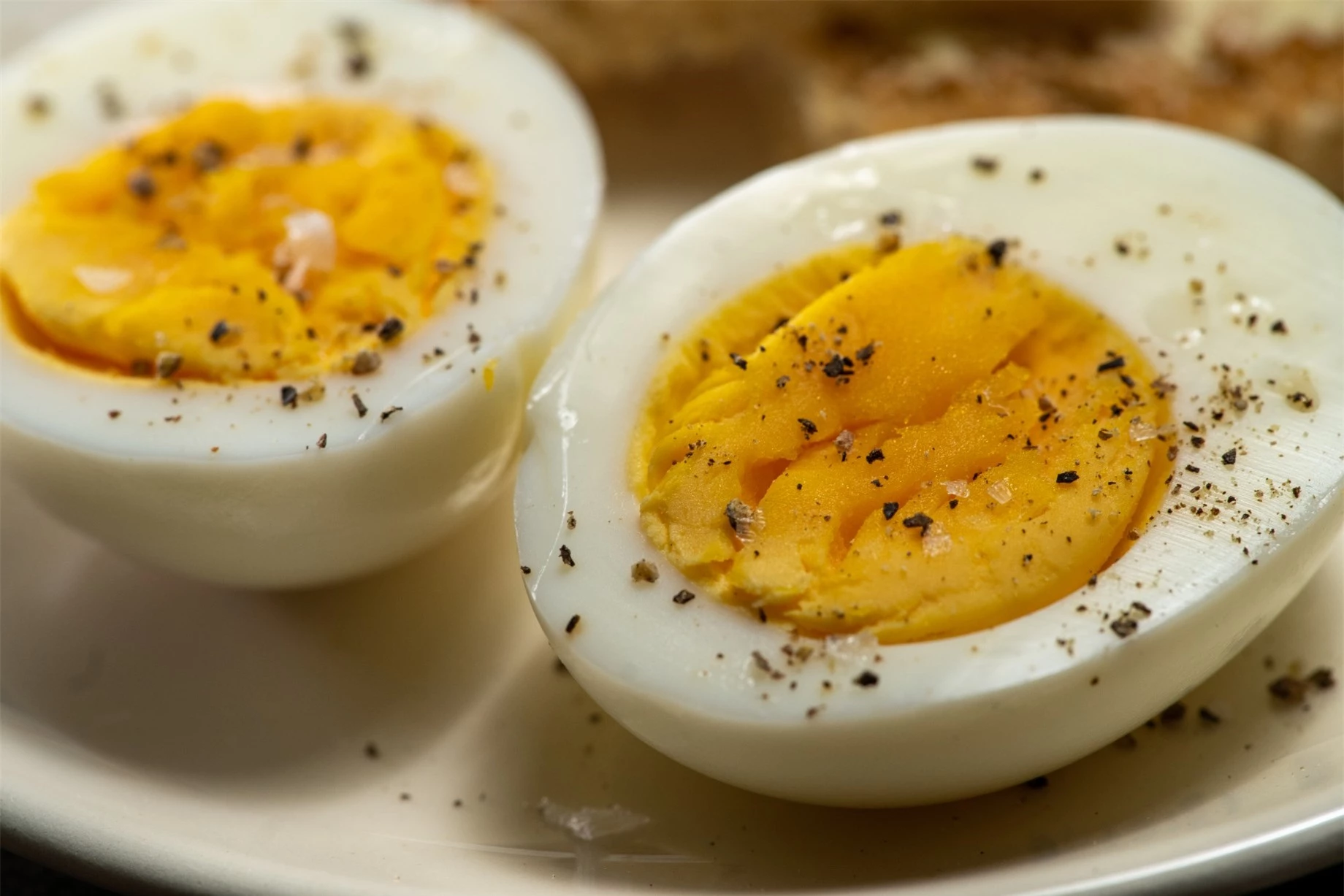 Hard-Not-Boiled-Eggs_RecipeImage.jpeg