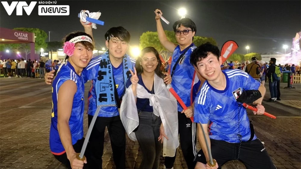 Sắc xanh Samurai tràn ngập khi Nhật Bản đi tiếp tại World Cup 2022 - Ảnh 5.
