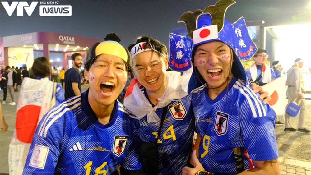 Sắc xanh Samurai tràn ngập khi Nhật Bản đi tiếp tại World Cup 2022 - Ảnh 8.