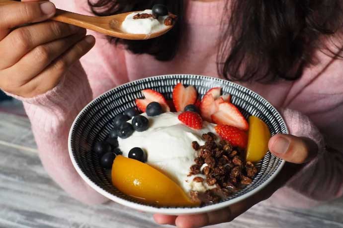 Ăn sữa chua theo 2 cách này, từ giờ đến Tết là bạn có thể dễ dàng giảm cân lại còn khỏe đẹp