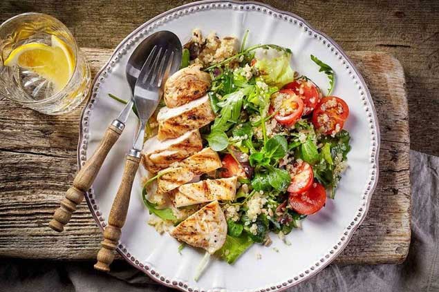 Phụ nữ trẻ lâu, sống thọ thường làm 4 việc vào buổi tối, ai làm được một nửa cũng đáng mừng