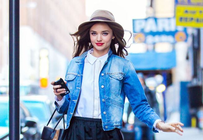 Mách bạn cách mix chân váy sành điệu trong mùa đông