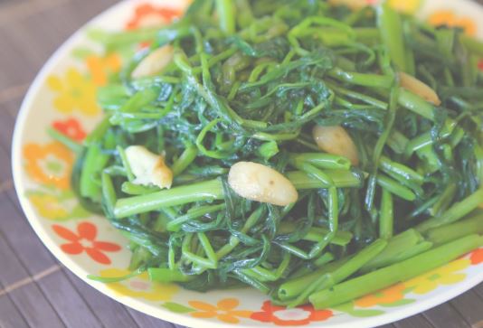 Còn mắc phải sai lầm này khi nấu rau coi chừng nguy hiểm