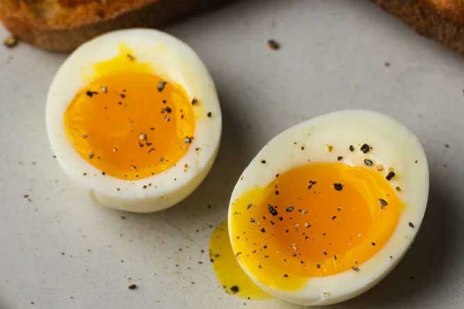 Ăn một quả trứng luộc vào buổi sáng, sau một thời gian cơ thể sẽ thay đổi thế nào?