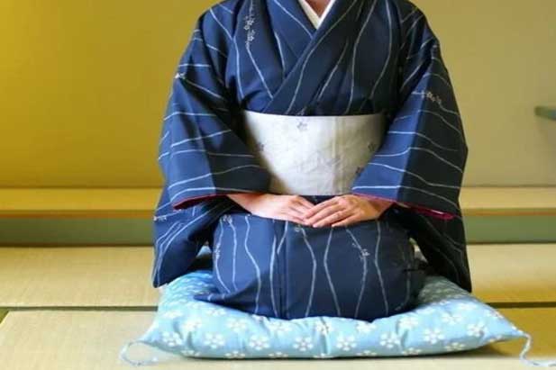 Tư thế ngồi đặc biệt của người Nhật giúp kéo dài tuổi thọ, đẩy lùi bệnh tật