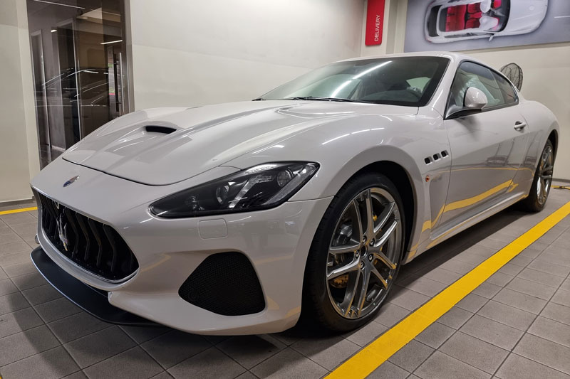 Bảng giá xe Maserati tháng 12/2022
