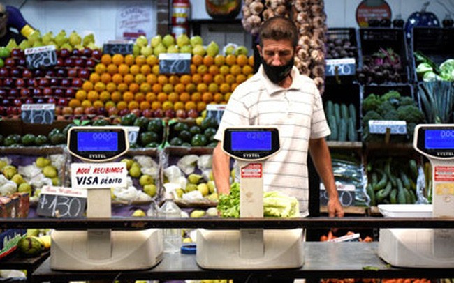 Lạm phát thế giới đã chạm đỉnh và bắt đầu giảm