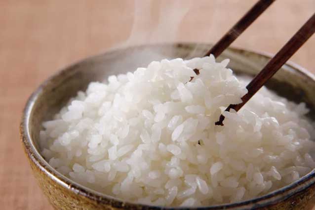 Ăn cơm mỗi ngày nhưng ai cũng mắc phải 3 lỗi sai cơ bản gây hại dạ dày